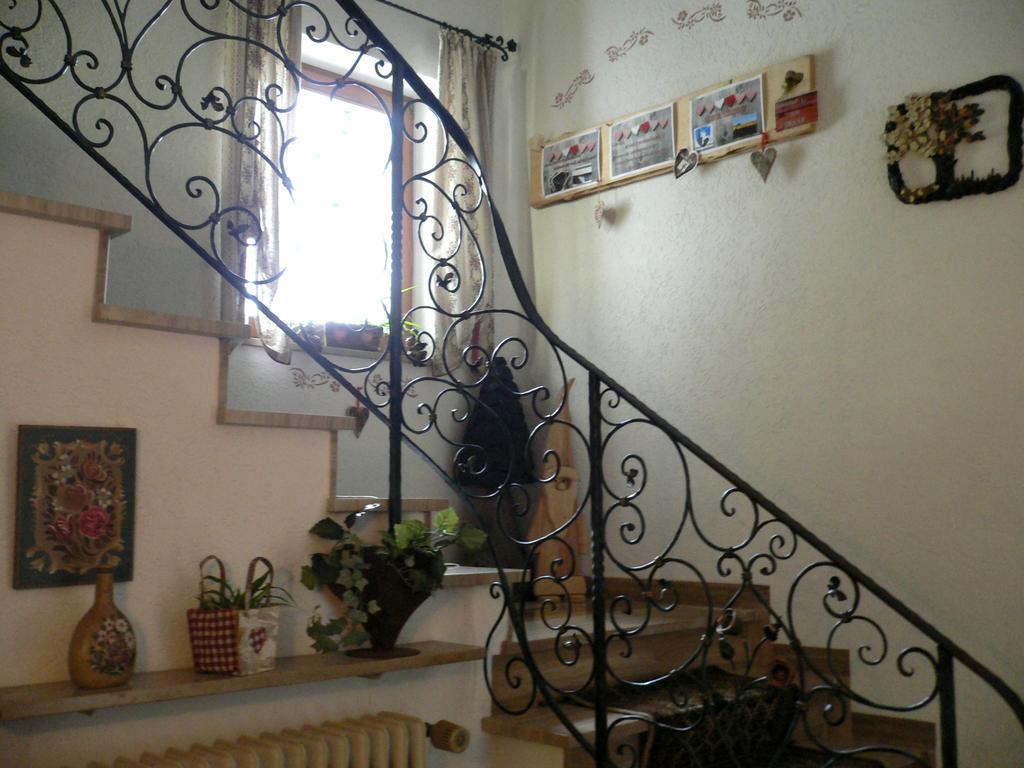 Gaestehaus Riedl فأرمينشتآينآخ الغرفة الصورة